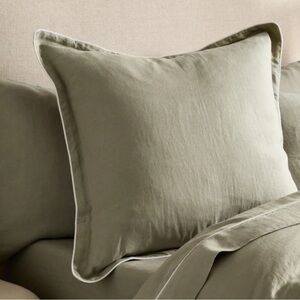 NWT QUINCE European Linen Piped Euro Sham Willowleaf/White 6103